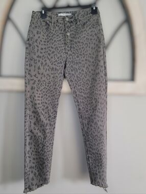 Nature, Gray Cheetah,Button Fly, Assymetrical Raw Hem Skinny Denim Jeans, Sz 7